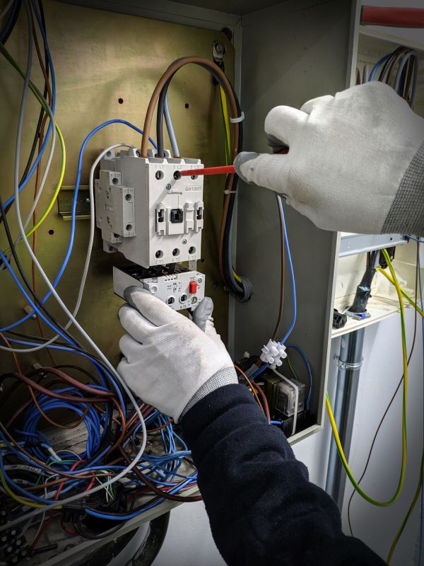 Electrical Panel Wiring in Utah County, UT